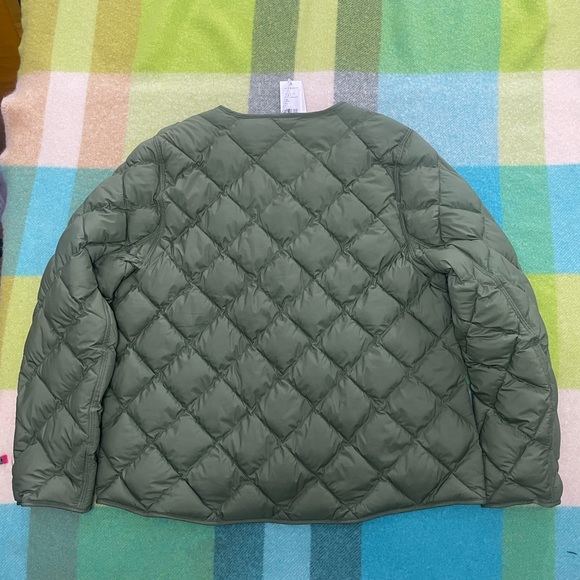 Vineyard Vines Women's Reversible Quilted Bomber Style Jacket Loden - Picture 5 of 5